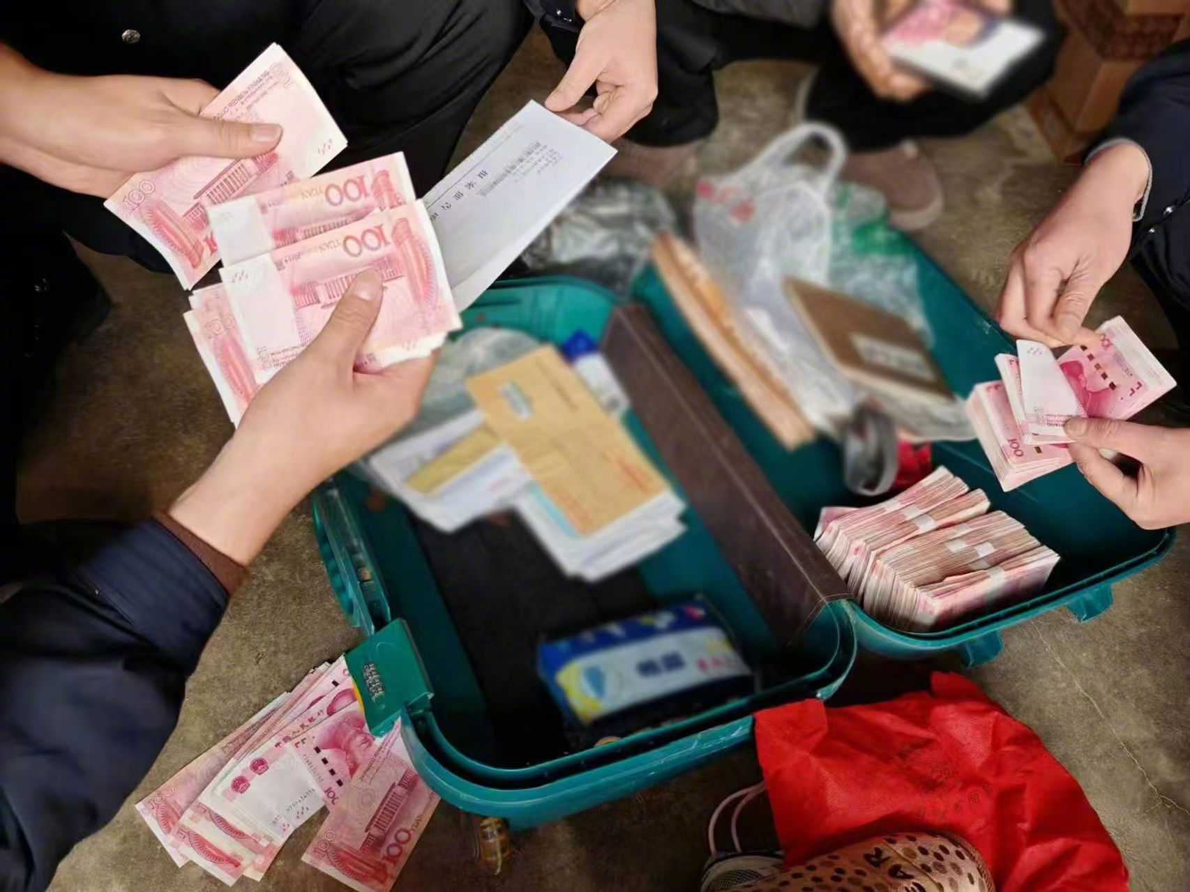 最新带现金几十万能过安检方法分析(最方便真实的曲靖携带现金过安检有具体规定吗方法)