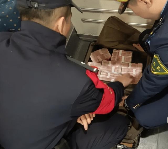 最新带现金几十万能过安检方法分析(最方便真实的曲靖携带现金过安检有具体规定吗方法)
